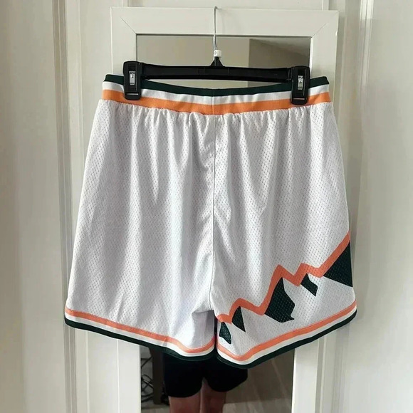 629 Kinetic Men's Mesh Athletic Shorts Size Medium Color White Green - Picture 4 of 4